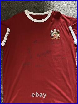 Signed Manchester United Football Shirt Bobby Charlton Dennis Law 1968 Squad