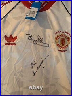 Signed Manchester United Shirt 1991 Cup Winners Cup Winners Bryan Robson McClair