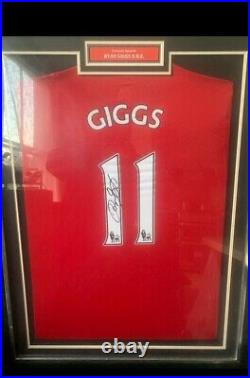 Signed and framed Manchester United Ryan Giggs shirt