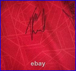 Signed manchester united shirt