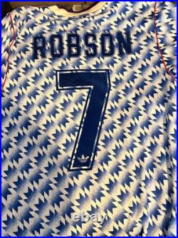 Signed manchester united shirt 90/92 Bryan Robson
