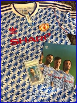 Signed manchester united shirt 90/92 Bryan Robson