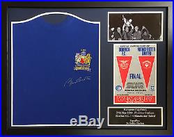 Sir Bobby Charlton Framed Signed Manchester United 1968 Shirt See Proof