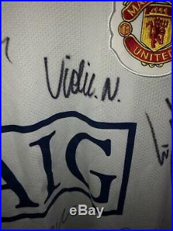 Squad Signed Manchester United Shirt Xl Brand New Tevez, Rio Ferdinand, Vidic