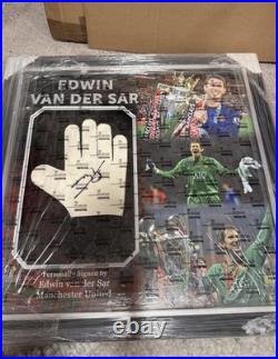 Van Der Sar Signed Manchester United Goalkeeper Glove WITH COA Van Der Sar Signed Manchester United Goalkeeper Glove WITH COA