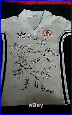 Vintage 1980 Manchester United Shirt Multi Signed Utd/spurs Uefa Cup 1984