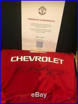 Wayne Rooney Signed Manchester United Shirt. Boxed & Certificate of Authenticity