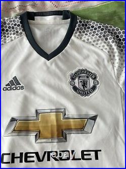 Zlatan Ibrahimovic Signed Manchester United 2016-17 Away Shirt with Fan Style XS